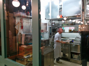 magnifico eat